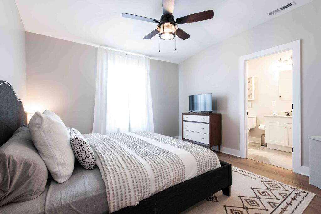 Newly Renovated 3 Bedroom Shelby Park Home **Free Parking** Louisville Exterior photo